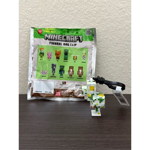 Minecraft Series 4 Blind Bag Figural Bag Clip Keychain Chase  Minecraft Floral Characters Series 3 Figural Bag Clip Keychain - Chicken